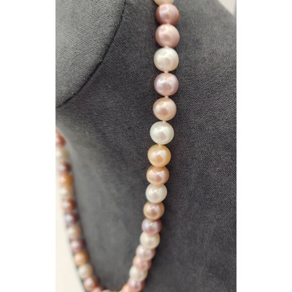 Beautiful Cultured Pearl Necklace With Heavy Sterling Silver Clasp Heirloom Gift - Picture 9 of 11